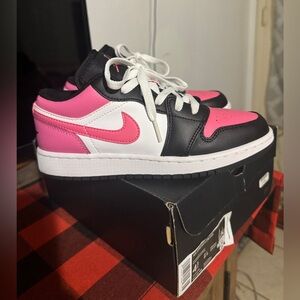 Air Jordan 1 Low GS 4.5Y
